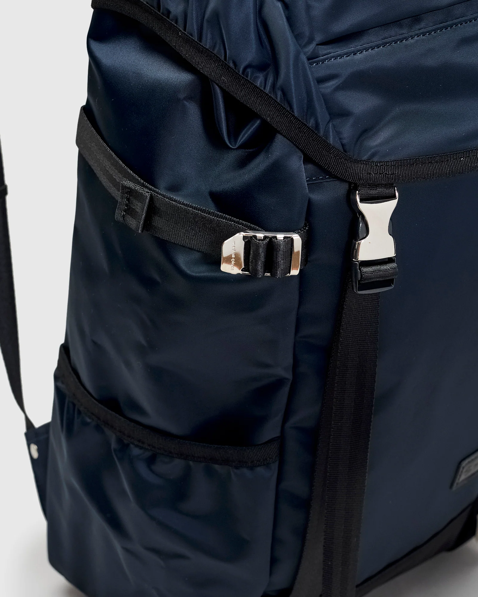 Lightning V2 Backpack in Navy - Image 7