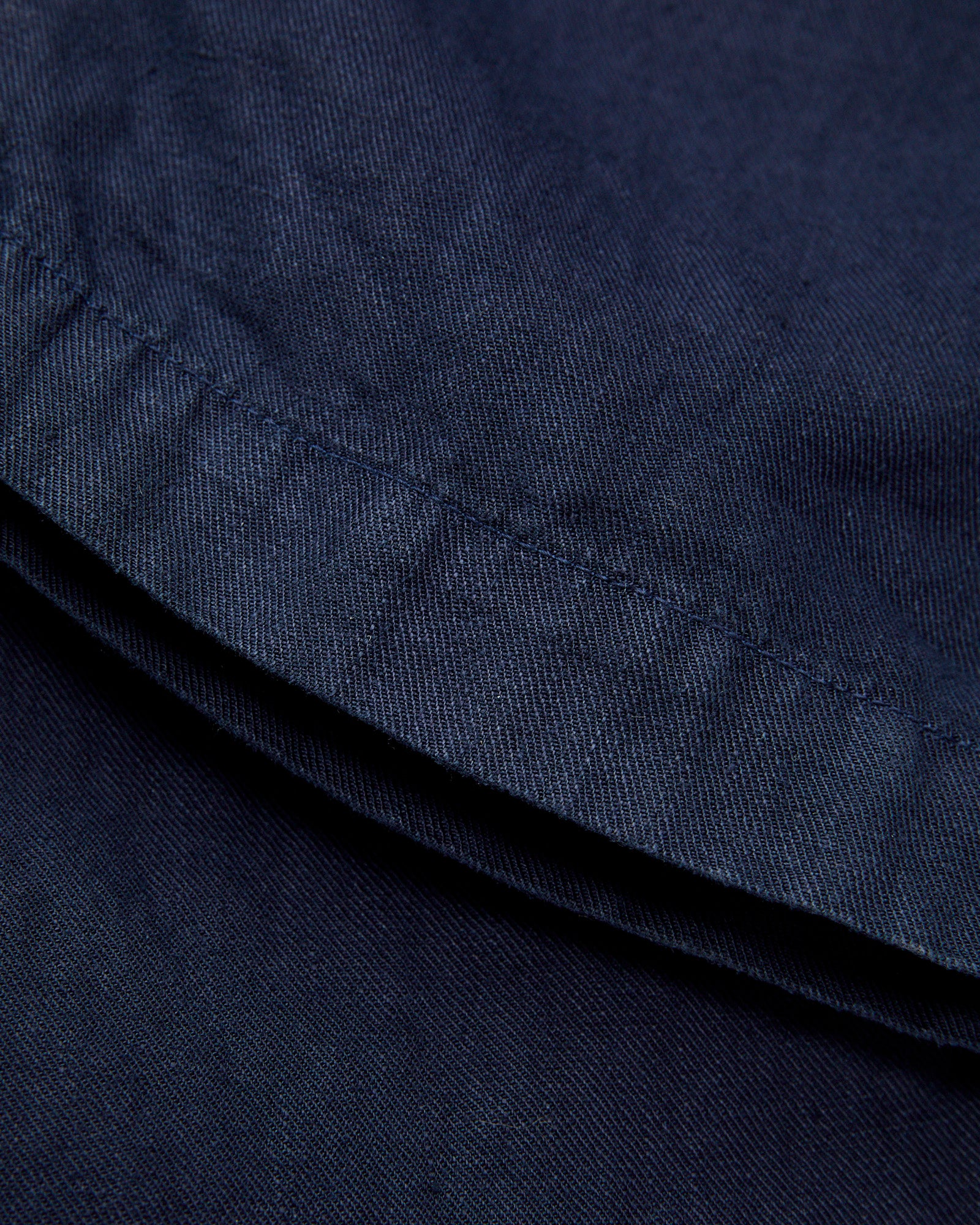 Linen 2Tuck Tapered Pants in Navy - Image 8
