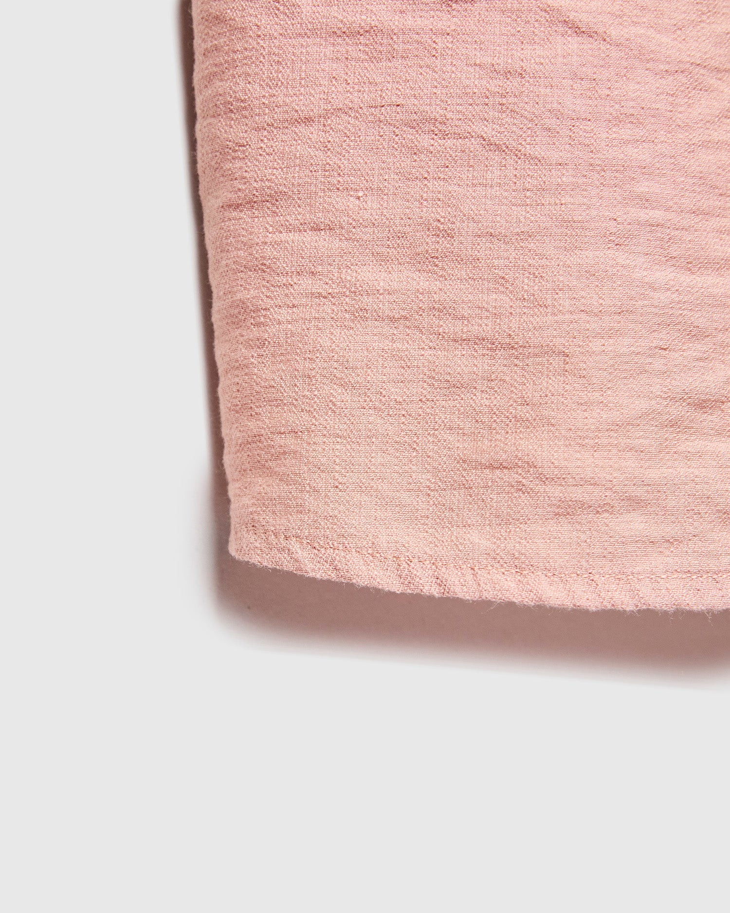 Linen Aberlady Shirt in Dusty Pink - Image 5