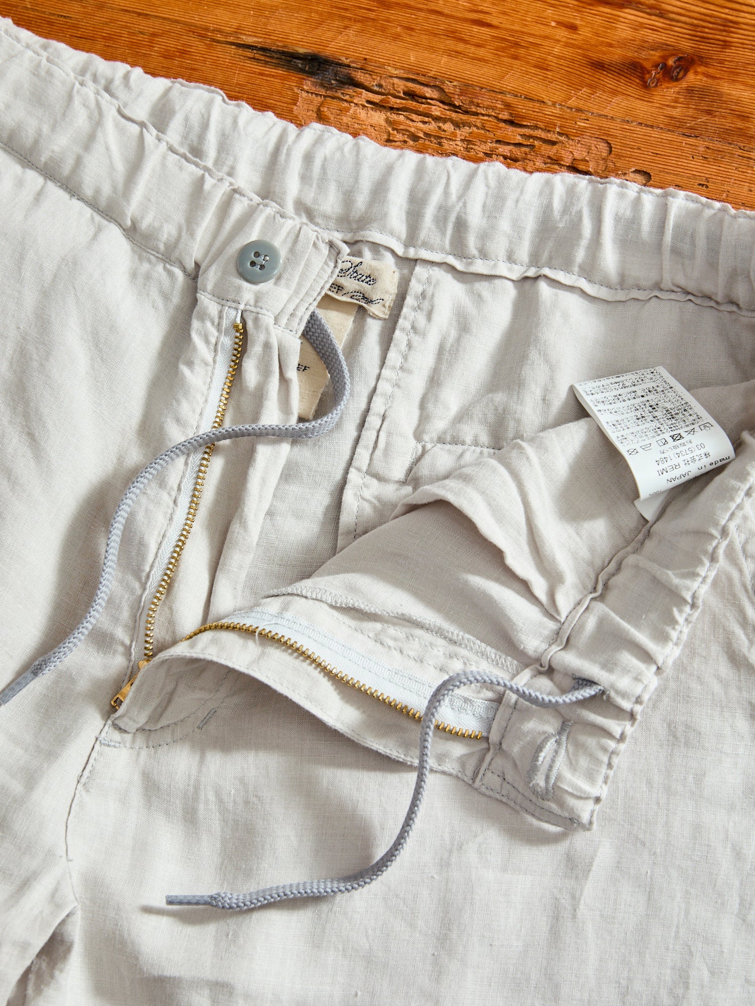 Linen Easy Pants in Grey - Image 6