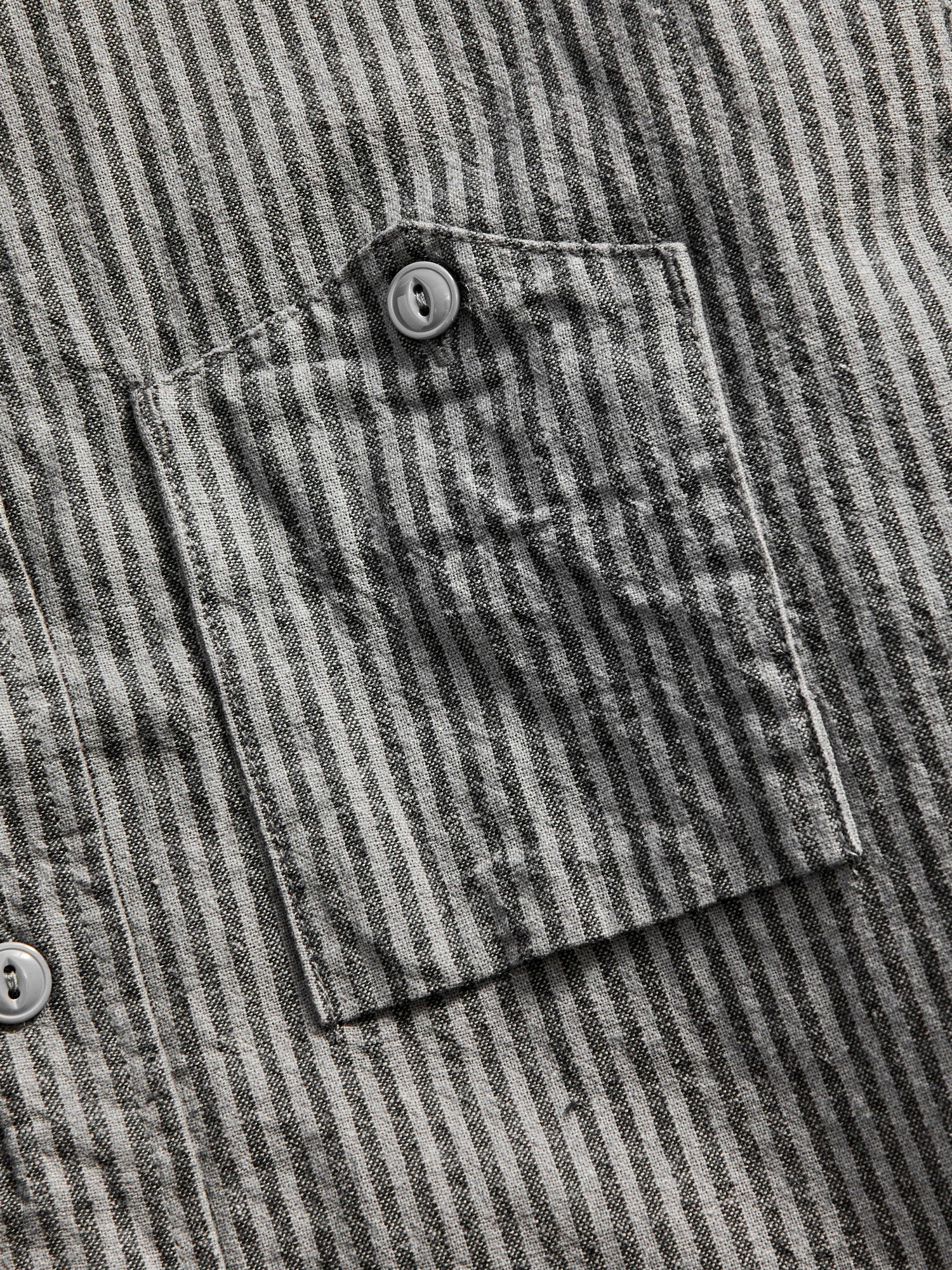 Linen Work Shirt in Charcoal Grey - Image 4
