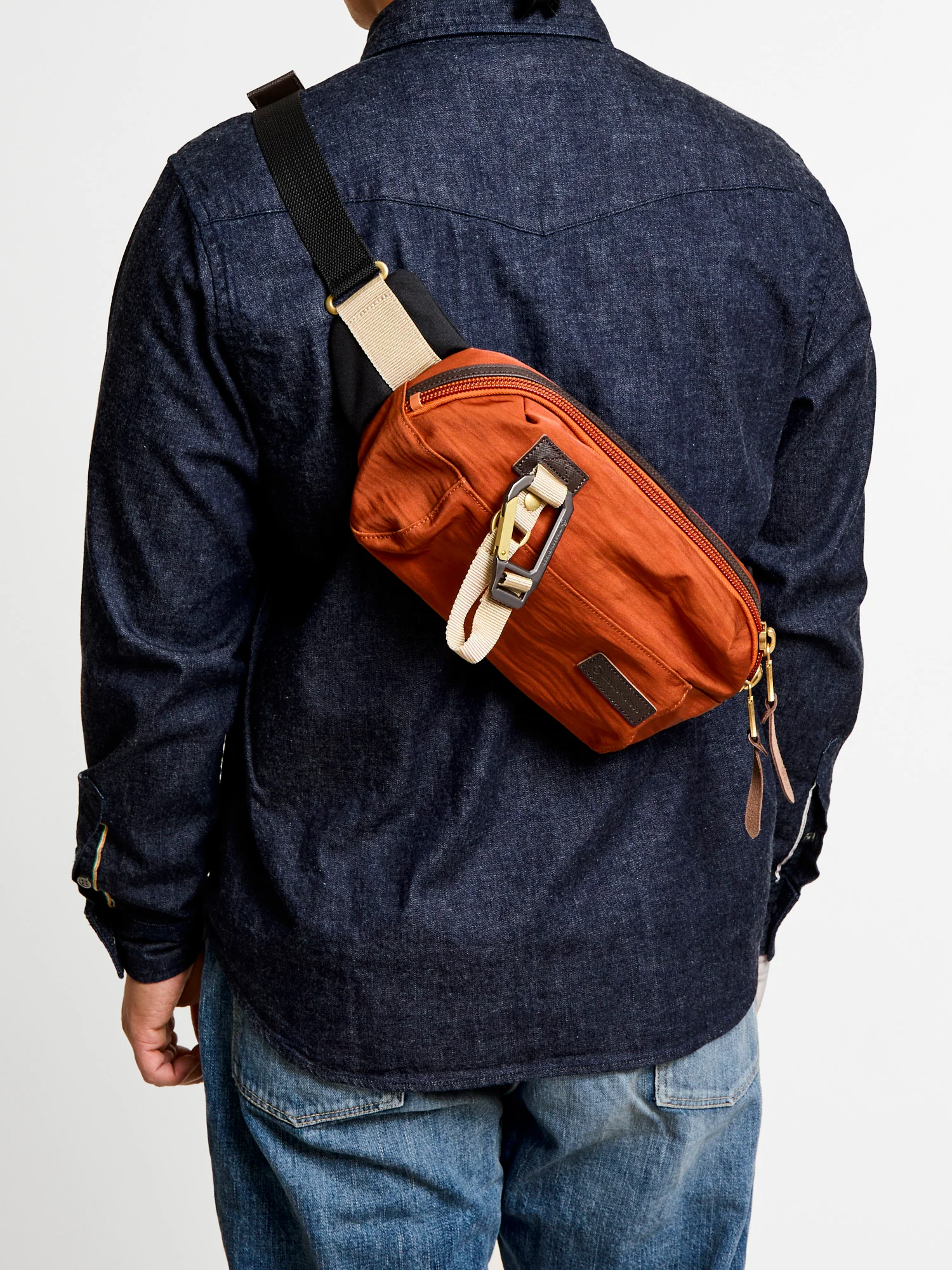 Link Waist Bag v2 in Orange - Image 2