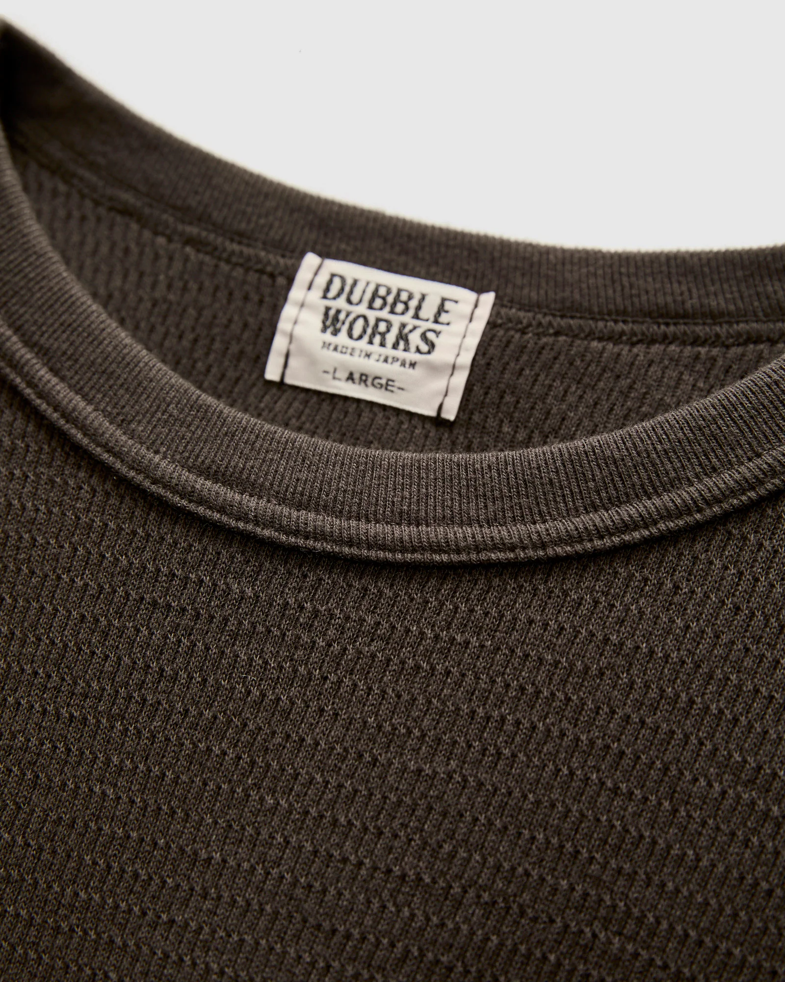 Long Sleeve Thermal Tee in Sumikuro - Image 4