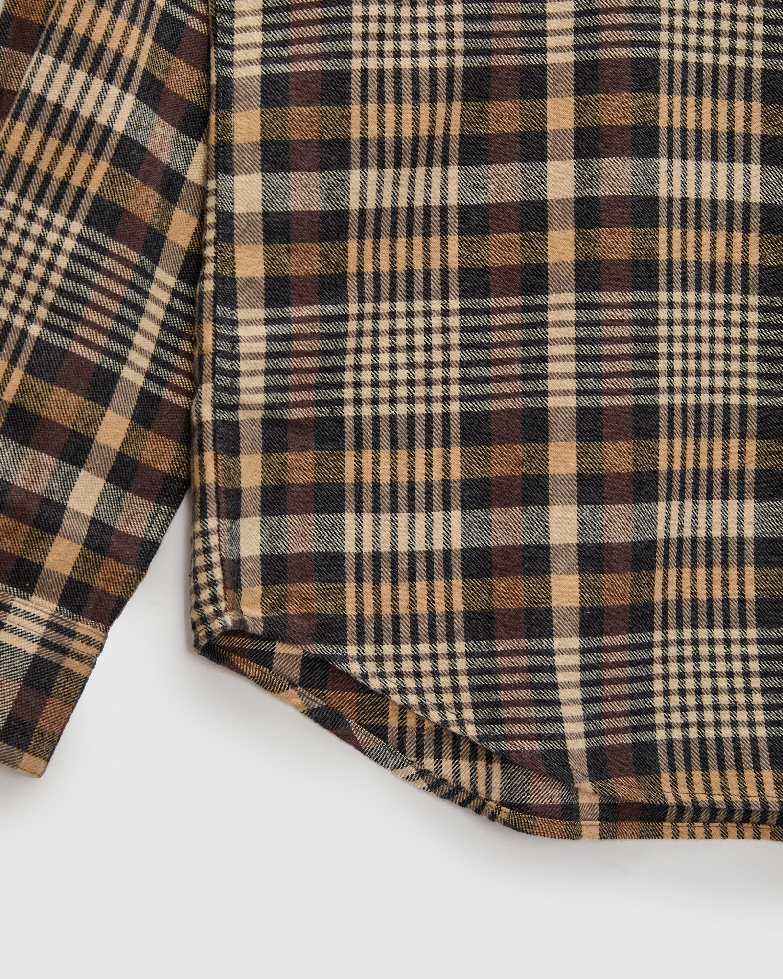 Manta Button-Up Shirt in Toffee - Image 7