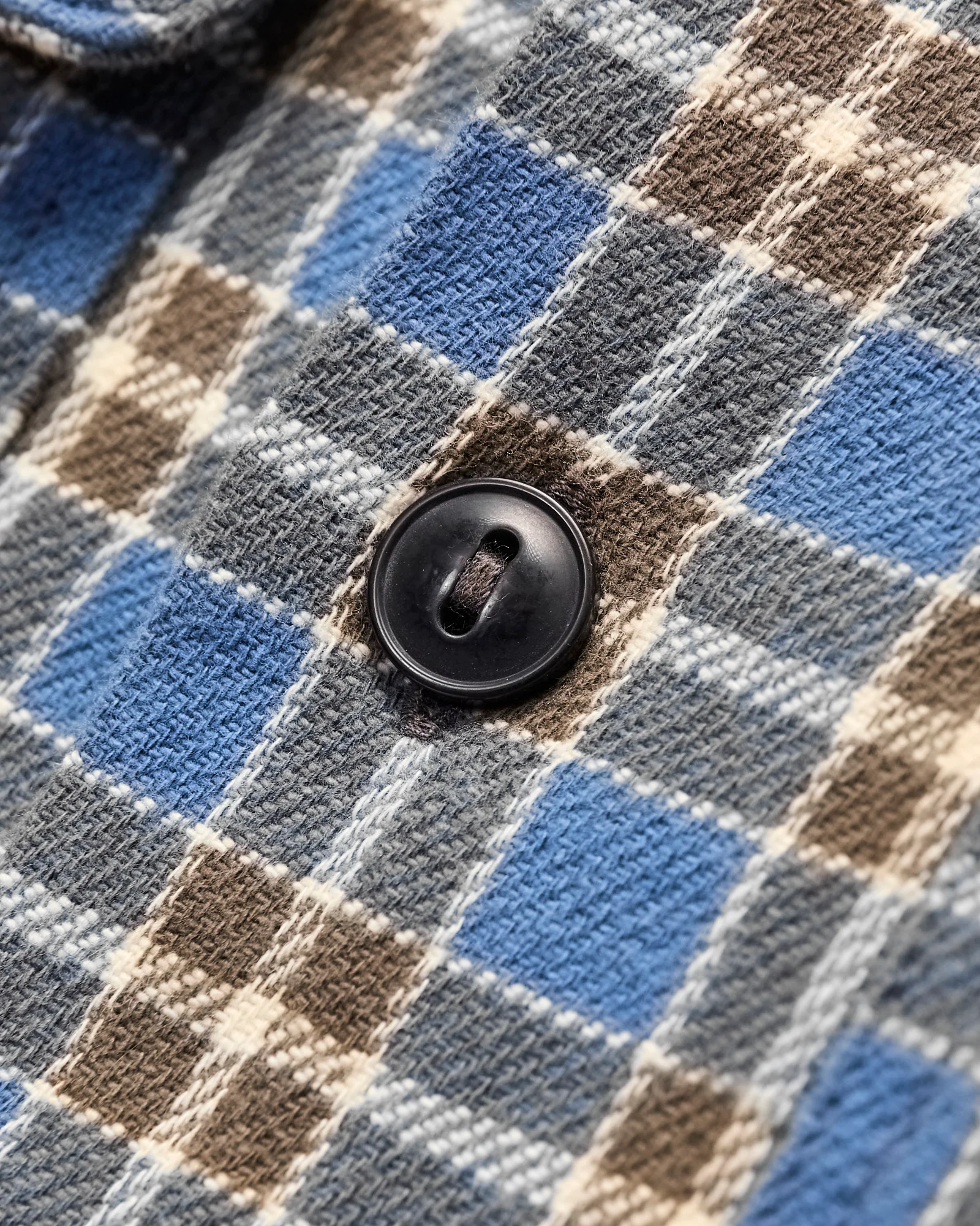Matlock Plaid Workshirt in Blue Grey - Image 5