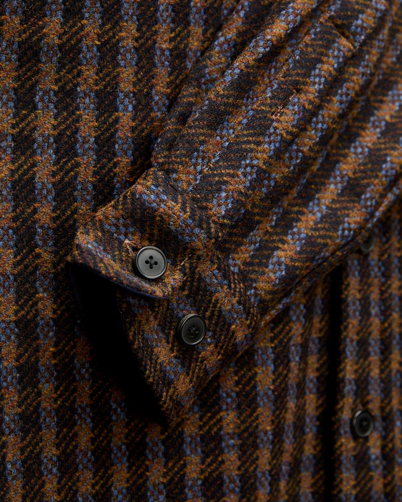 Merino Tweed Button-Up Shirt in Navy - Image 6