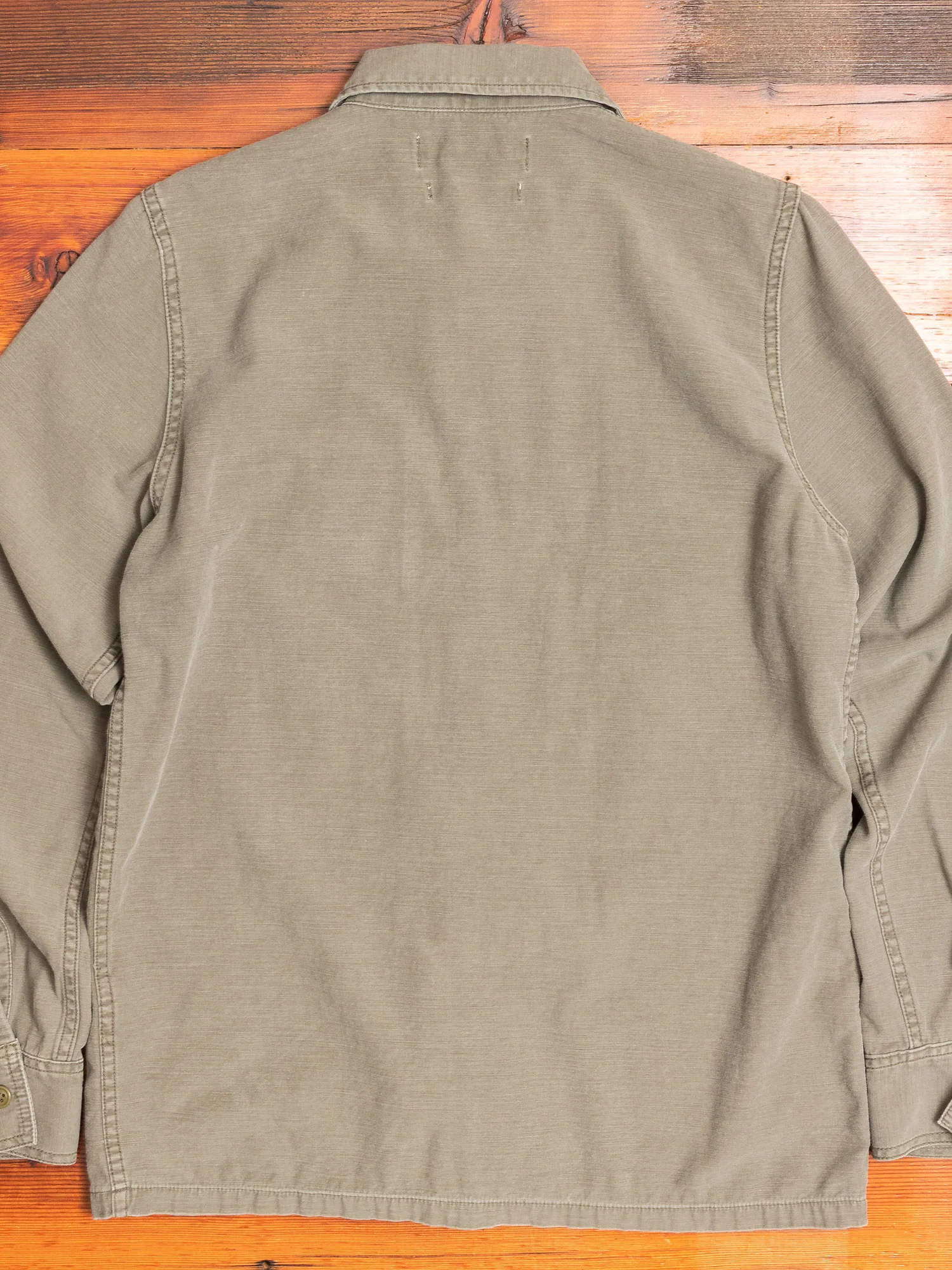 Military Flower Stud Shirt in Khaki - Image 8