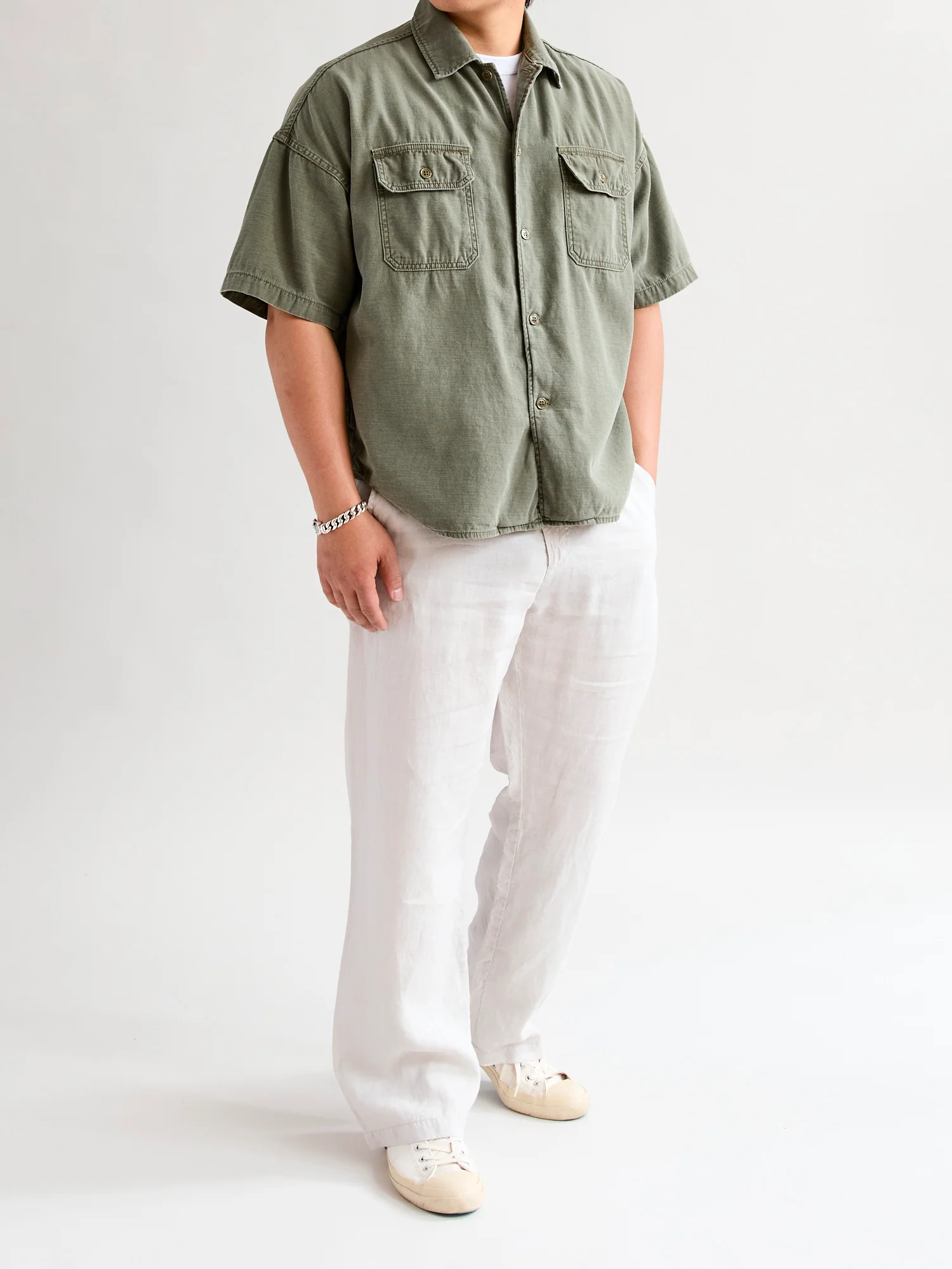 Military Short Sleeve Shirt in Khaki - Image 9