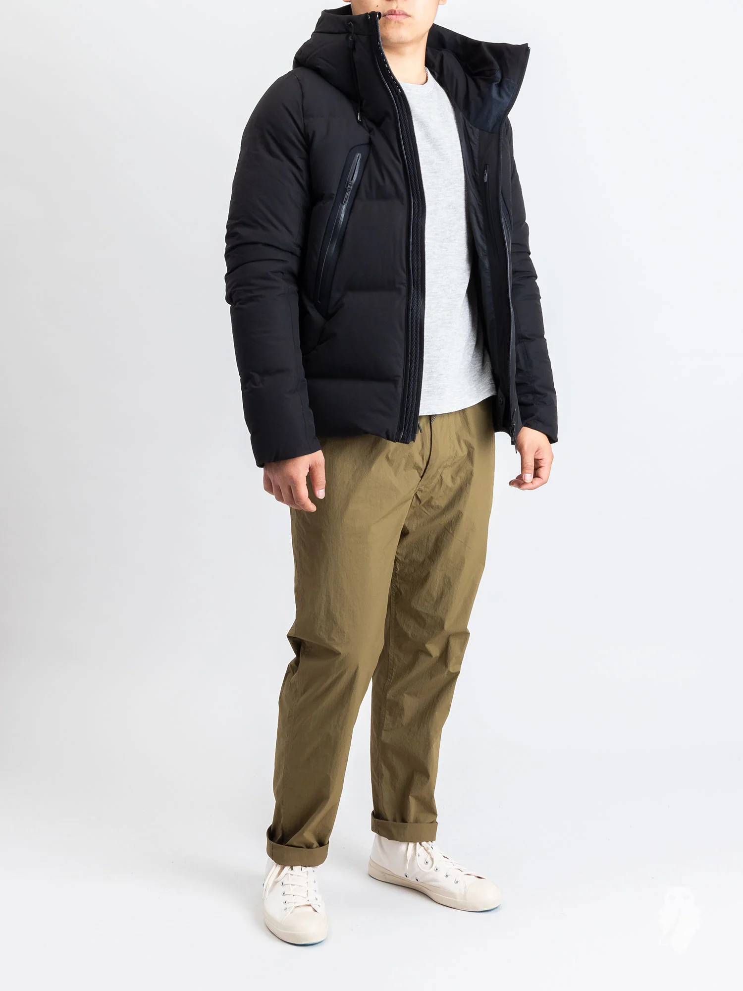 "Mountaineer" Mizusawa Down Jacket in Black - Image 16