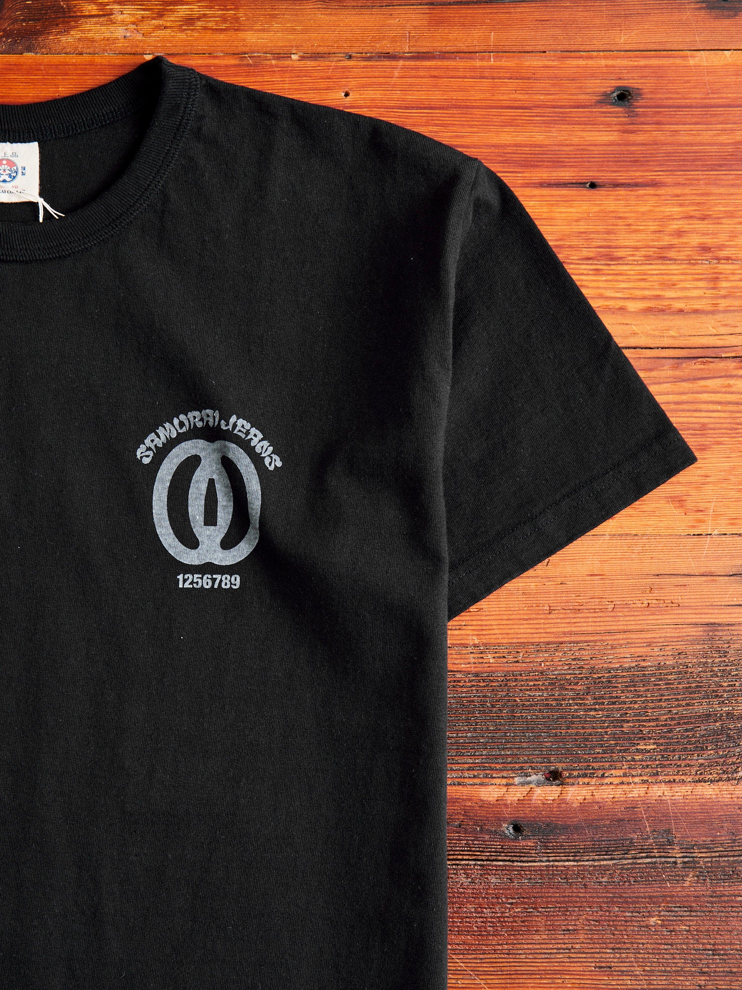 "Musashi" Heavyweight T-Shirt in Black - Image 5
