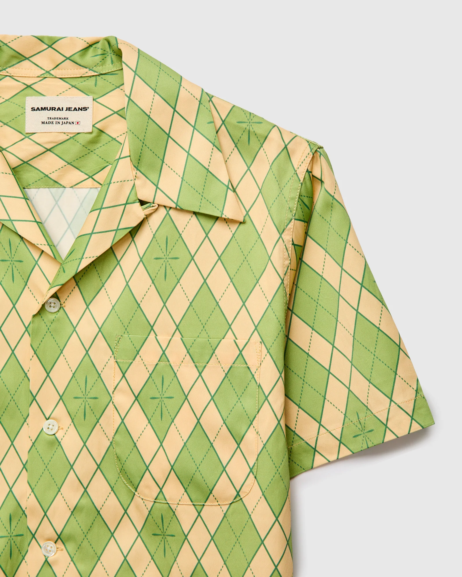 "Narahira" Short Sleeve Shirt in Green - Image 3