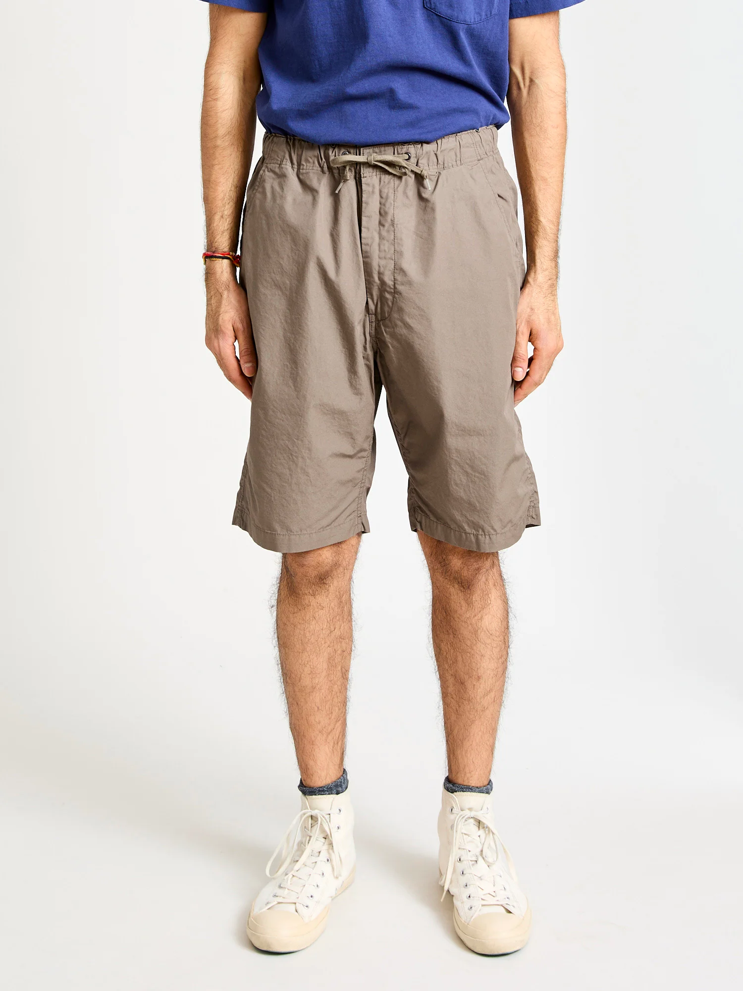 New Yorker Shorts in Greige - Image 2