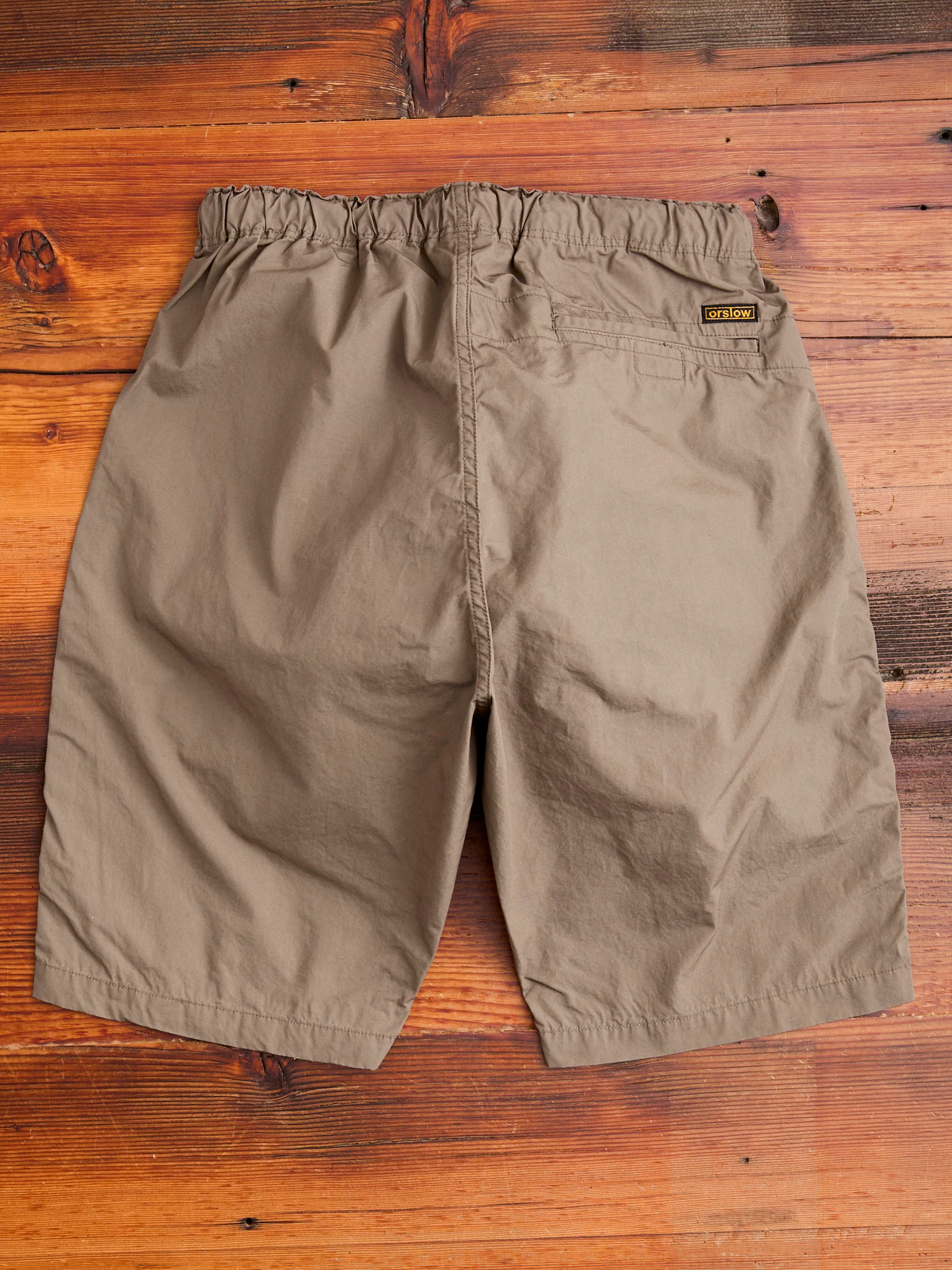 New Yorker Shorts in Greige - Image 8