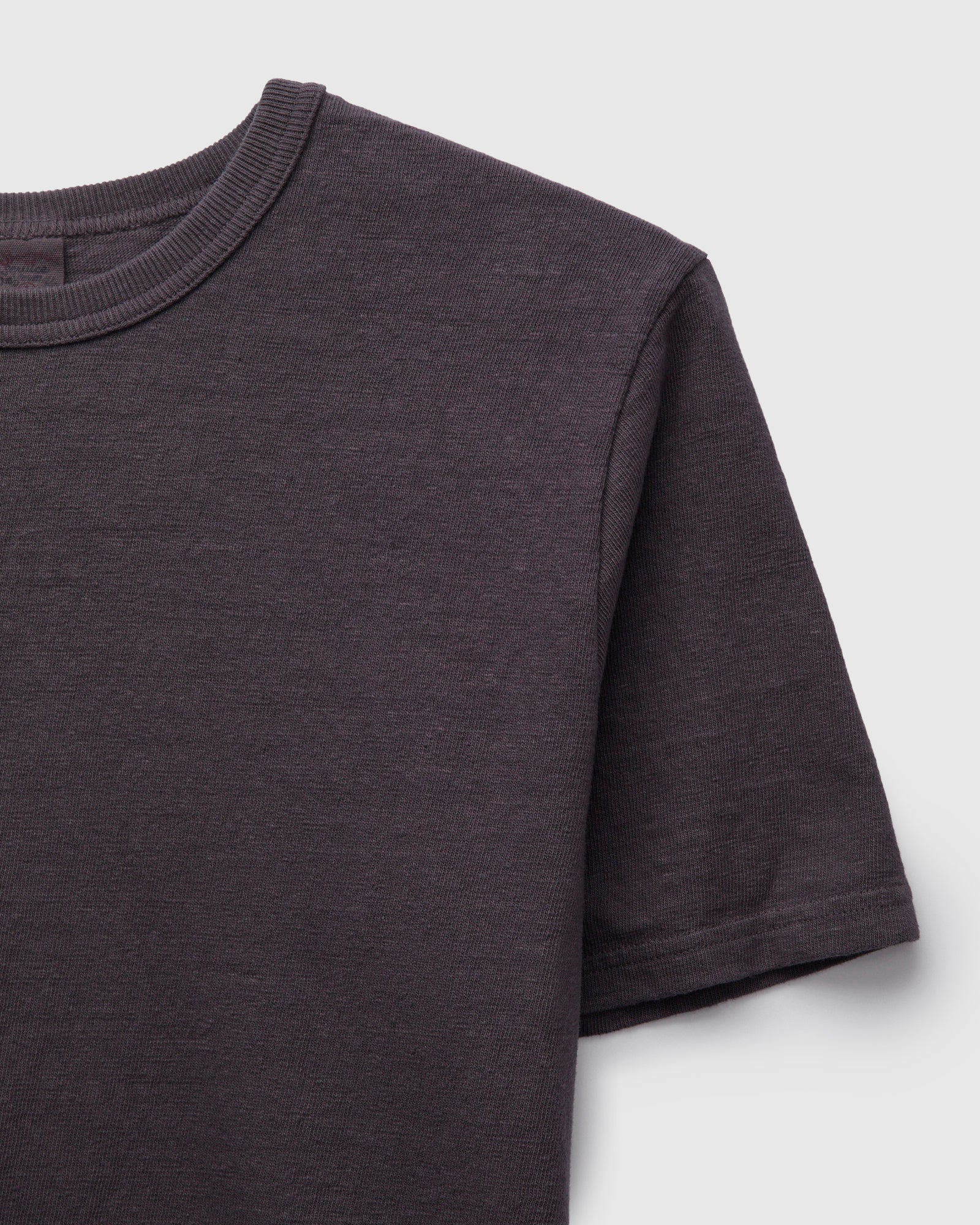 No. 8 Slub Nep Short Sleeve T-Shirt in Purple Navy - Image 5