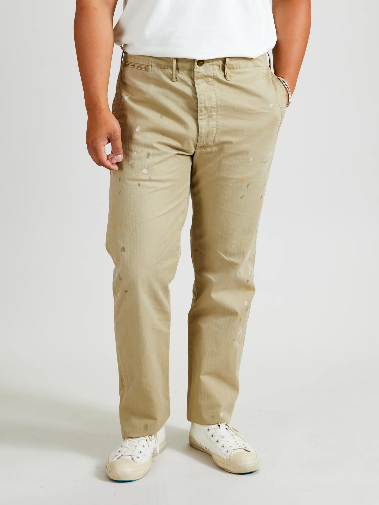 Officer Chino Pants in Vintage Khaki - Image 2