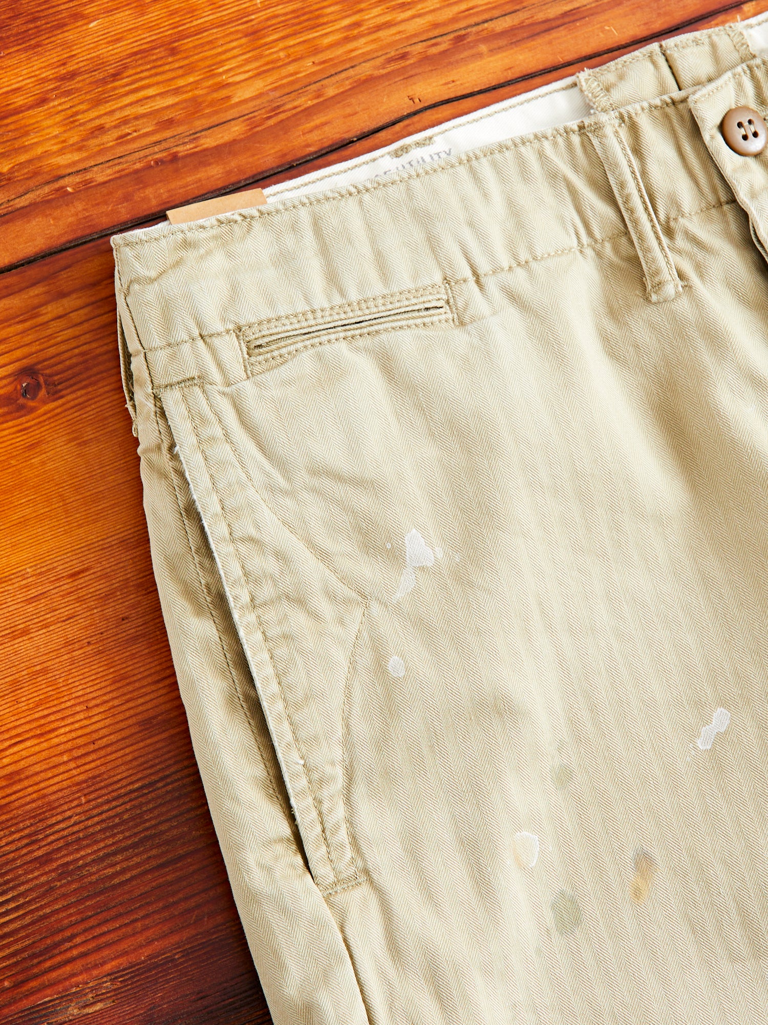 Officer Chino Pants in Vintage Khaki - Image 4