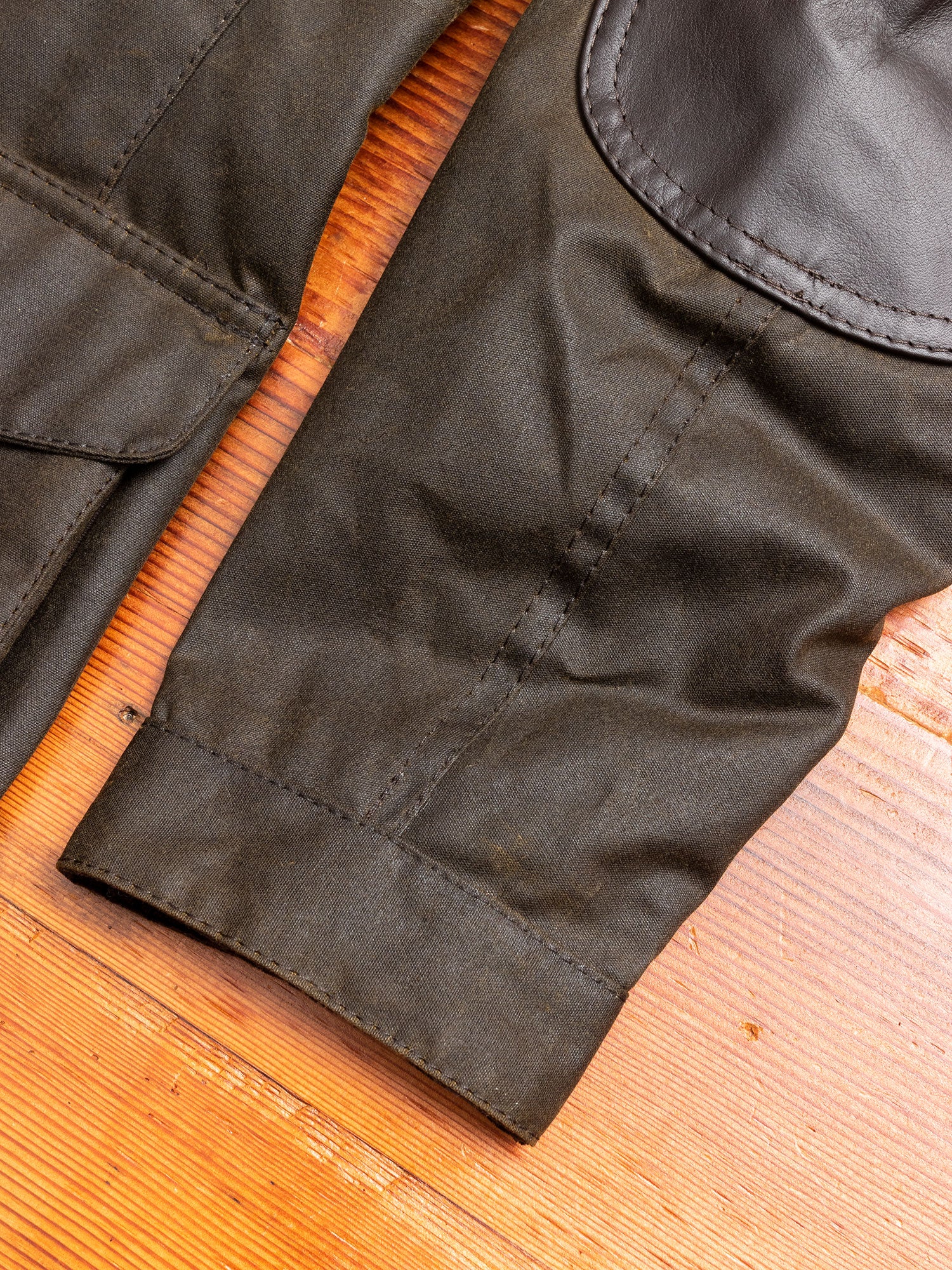 "Ogston" Wax Jacket in Olive - Image 9