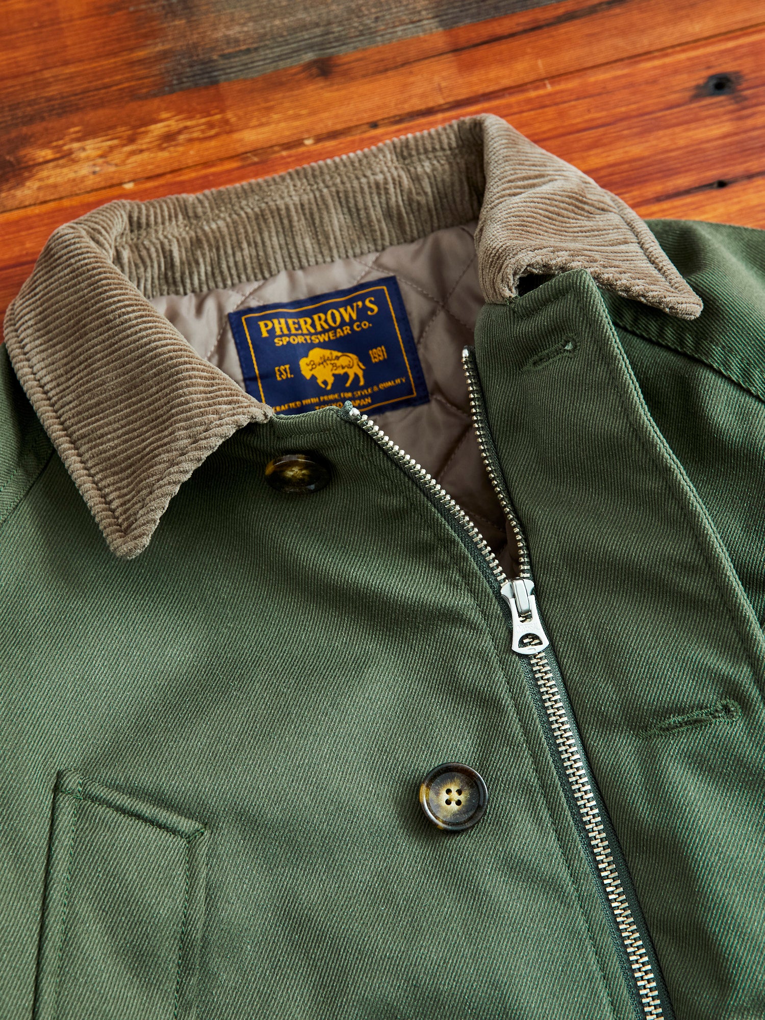Outdoor Quilting Jacket in Olive - Image 11
