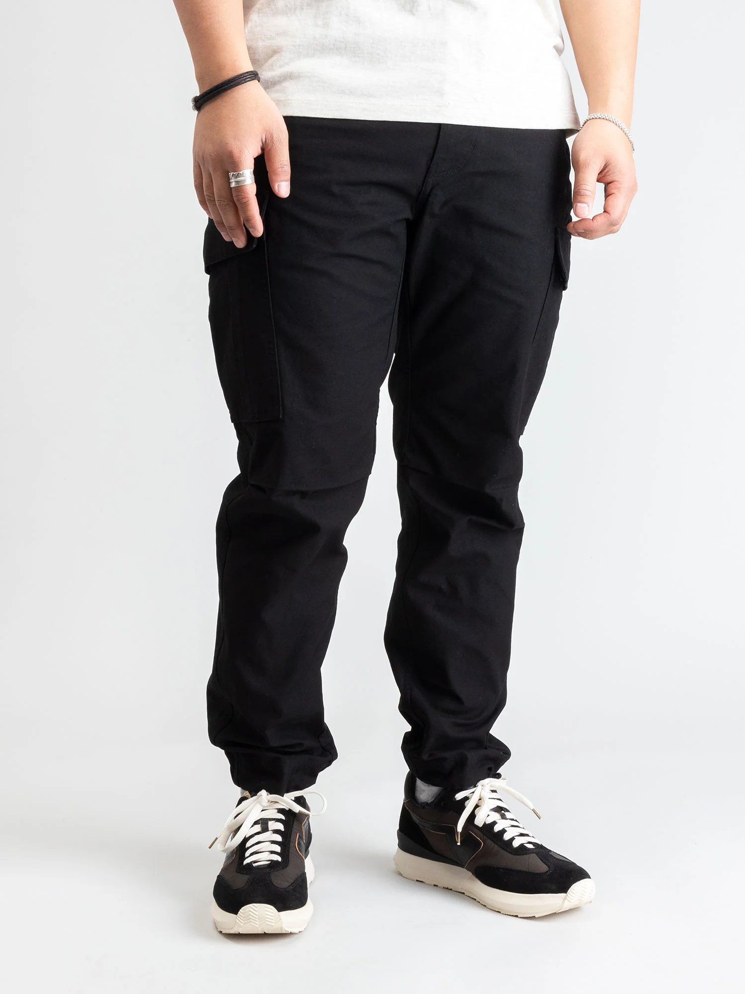 Pocket T-Shirt in Oatmeal - Image 7