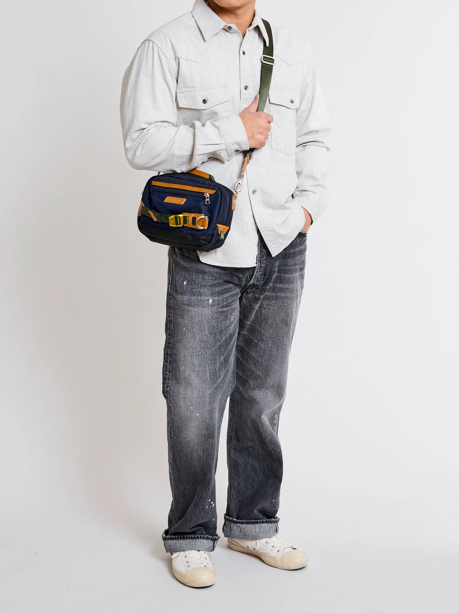 Potential V3 Shoulder Bag in Navy - Image 14