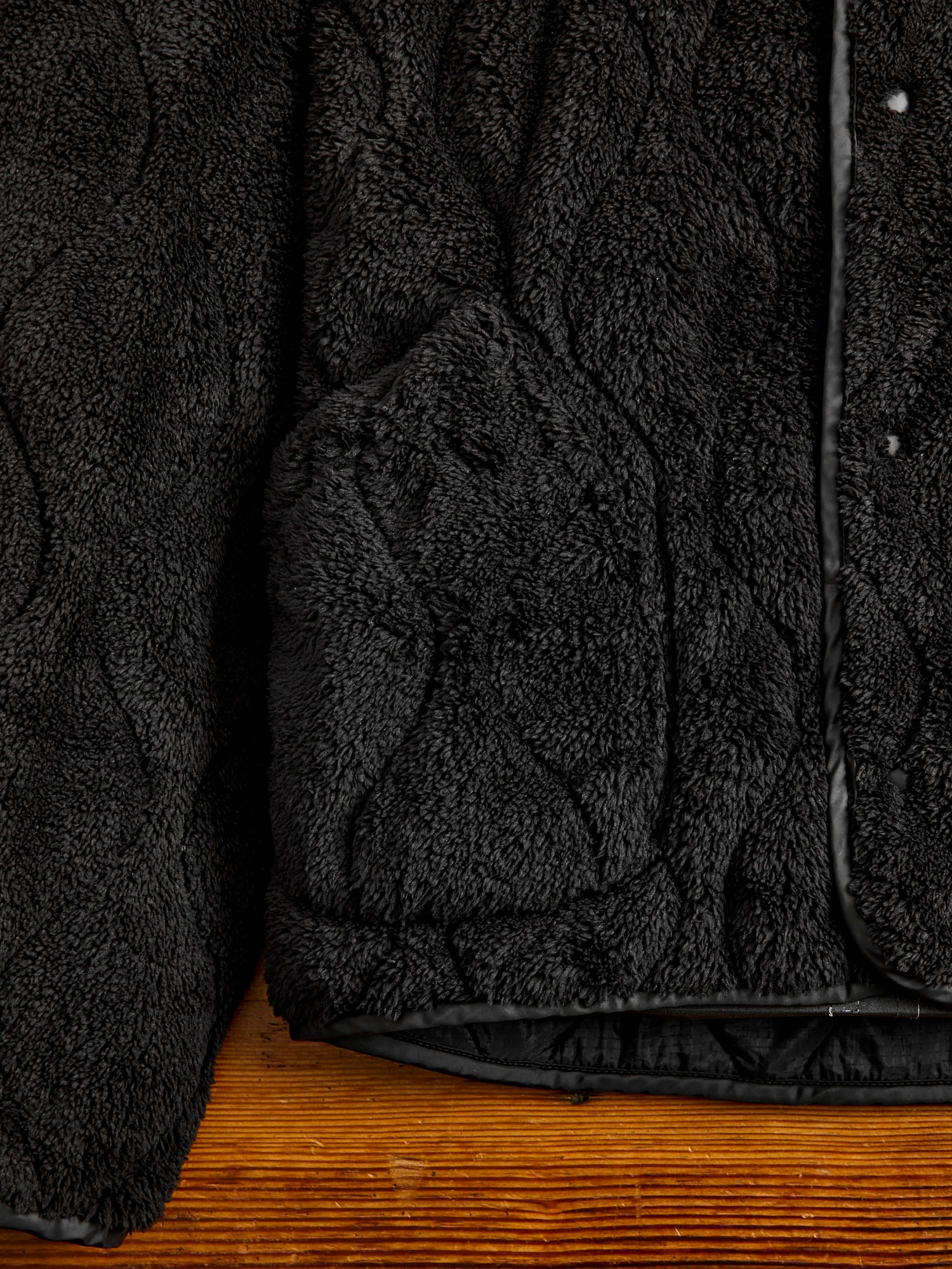 Reversible Nylon Ripstop Boa Liner Jacket in Black - Image 8