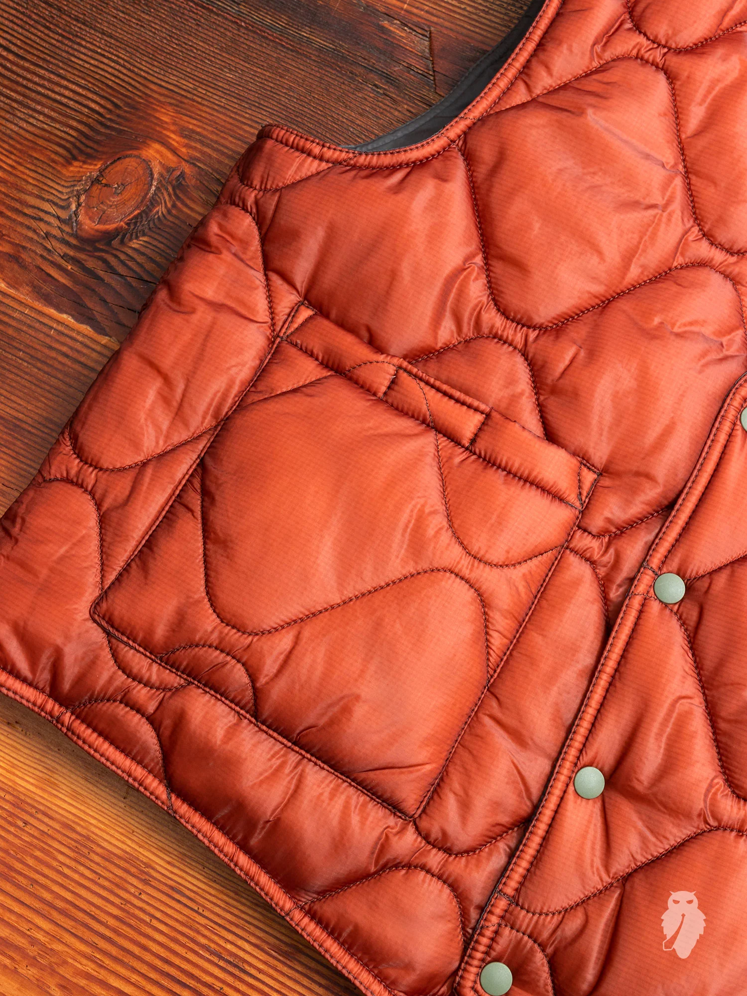 Reversible Puron Vest in Olive Soft Nylon - Image 7