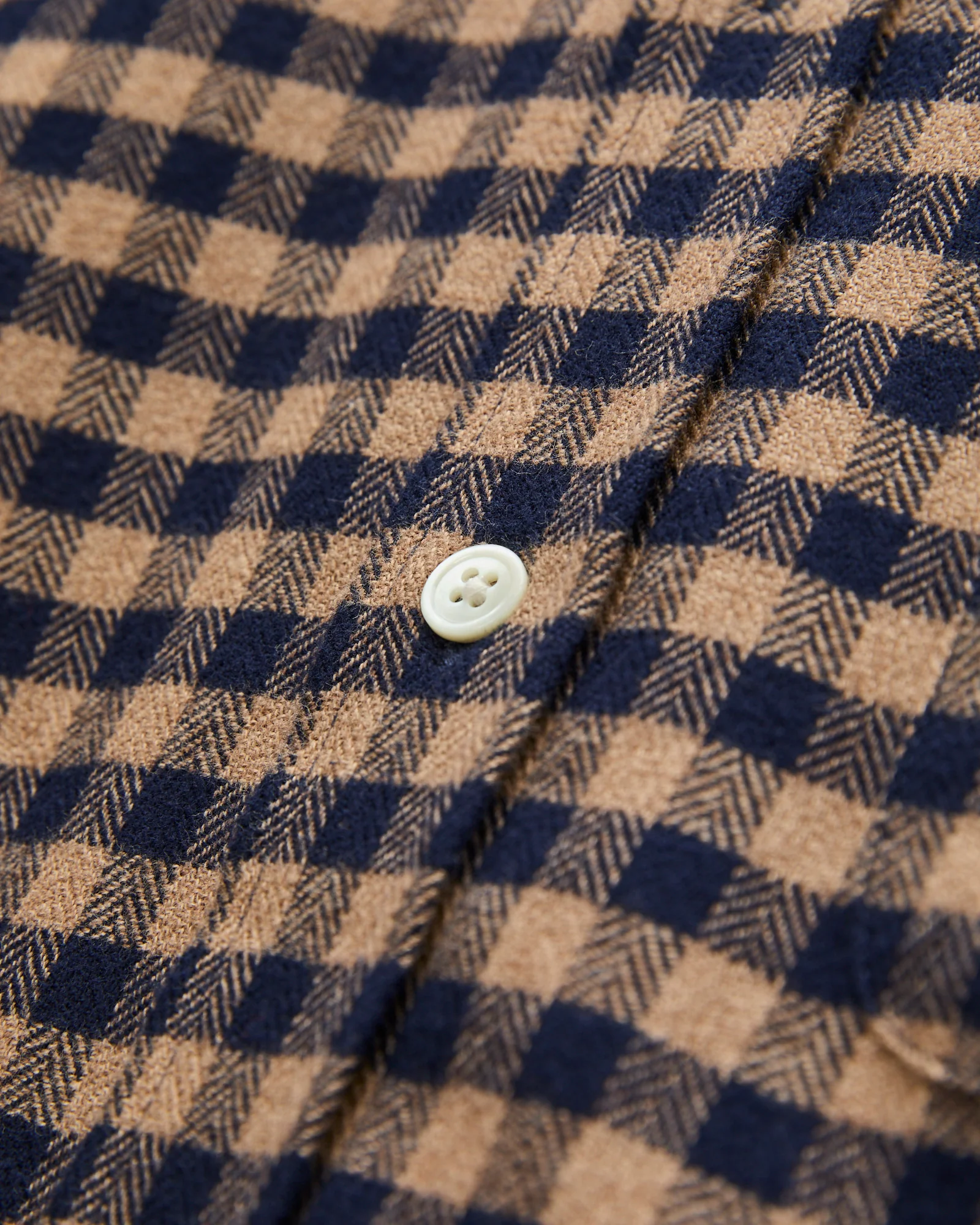 Roca Button-Up Shirt in Brown - Image 5