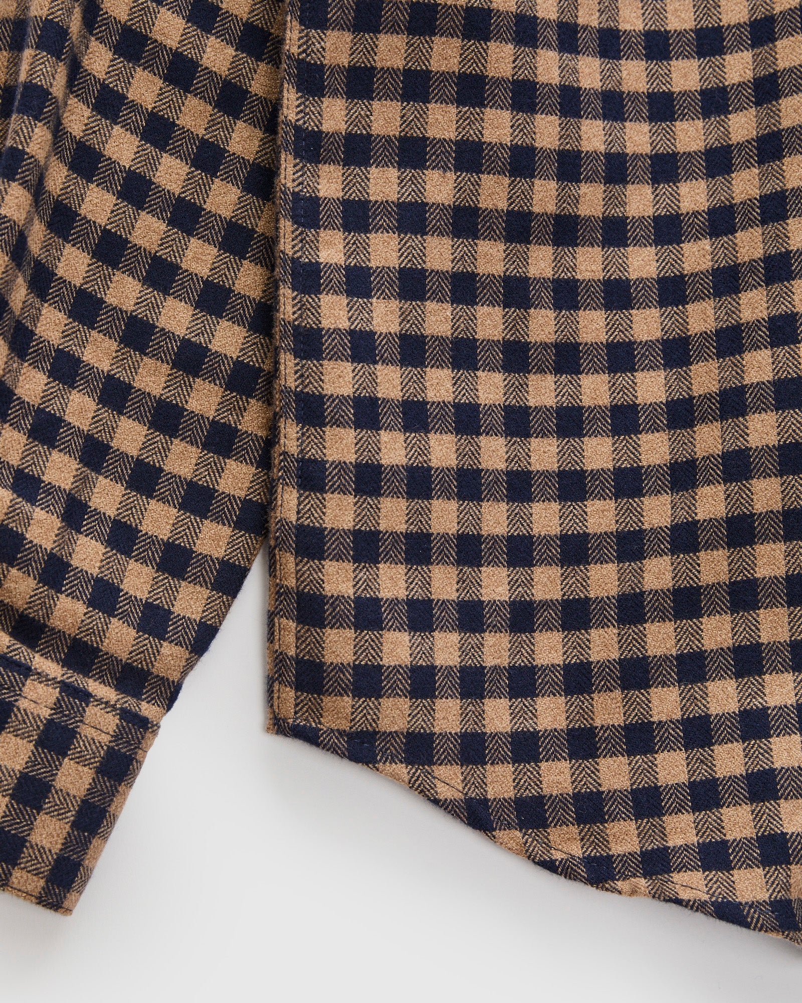 Roca Button-Up Shirt in Brown - Image 7