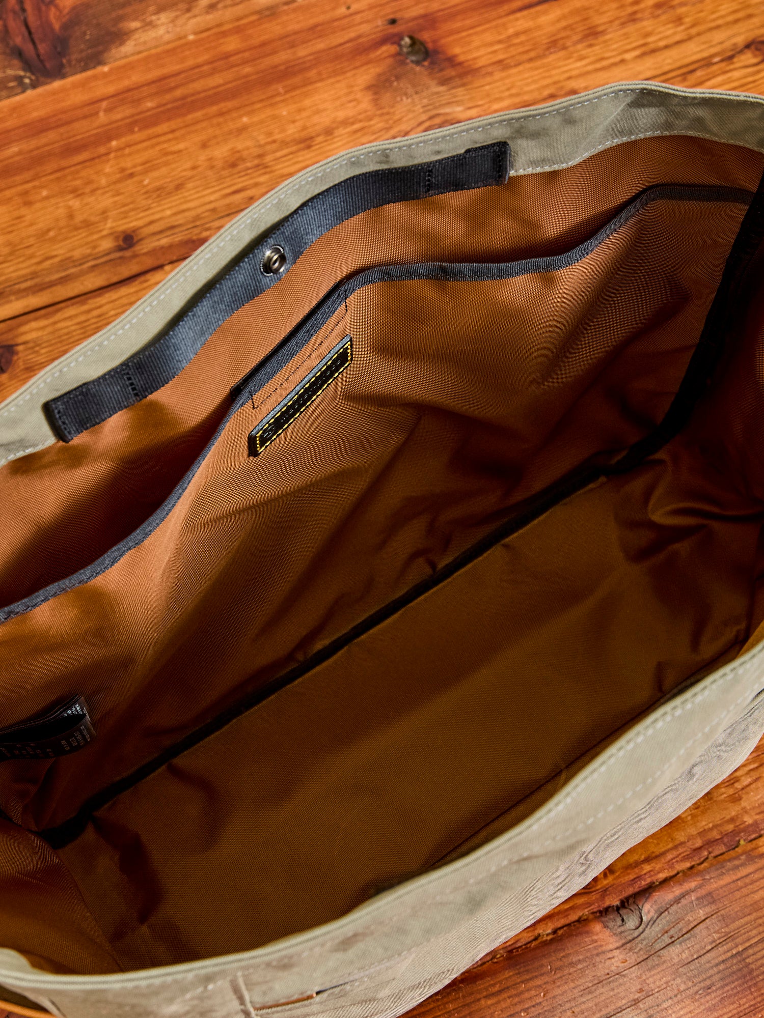 Root Shoulder Tote Bag in Beige - Image 9