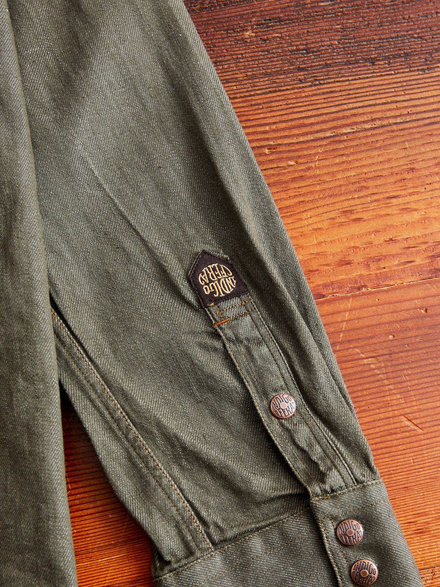Ryman 7.5oz Denim Shirt in Green - Image 9