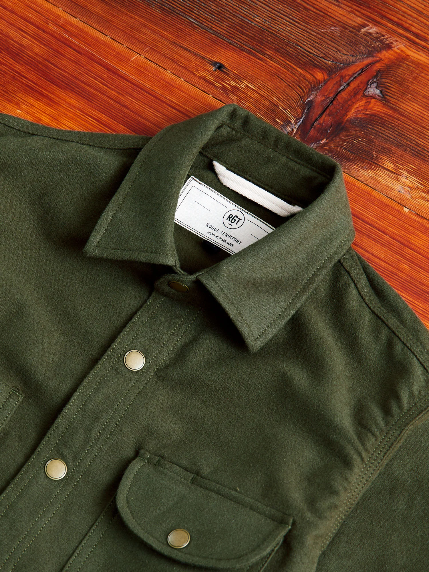 Service Shirt in Olive Flannel - Image 3