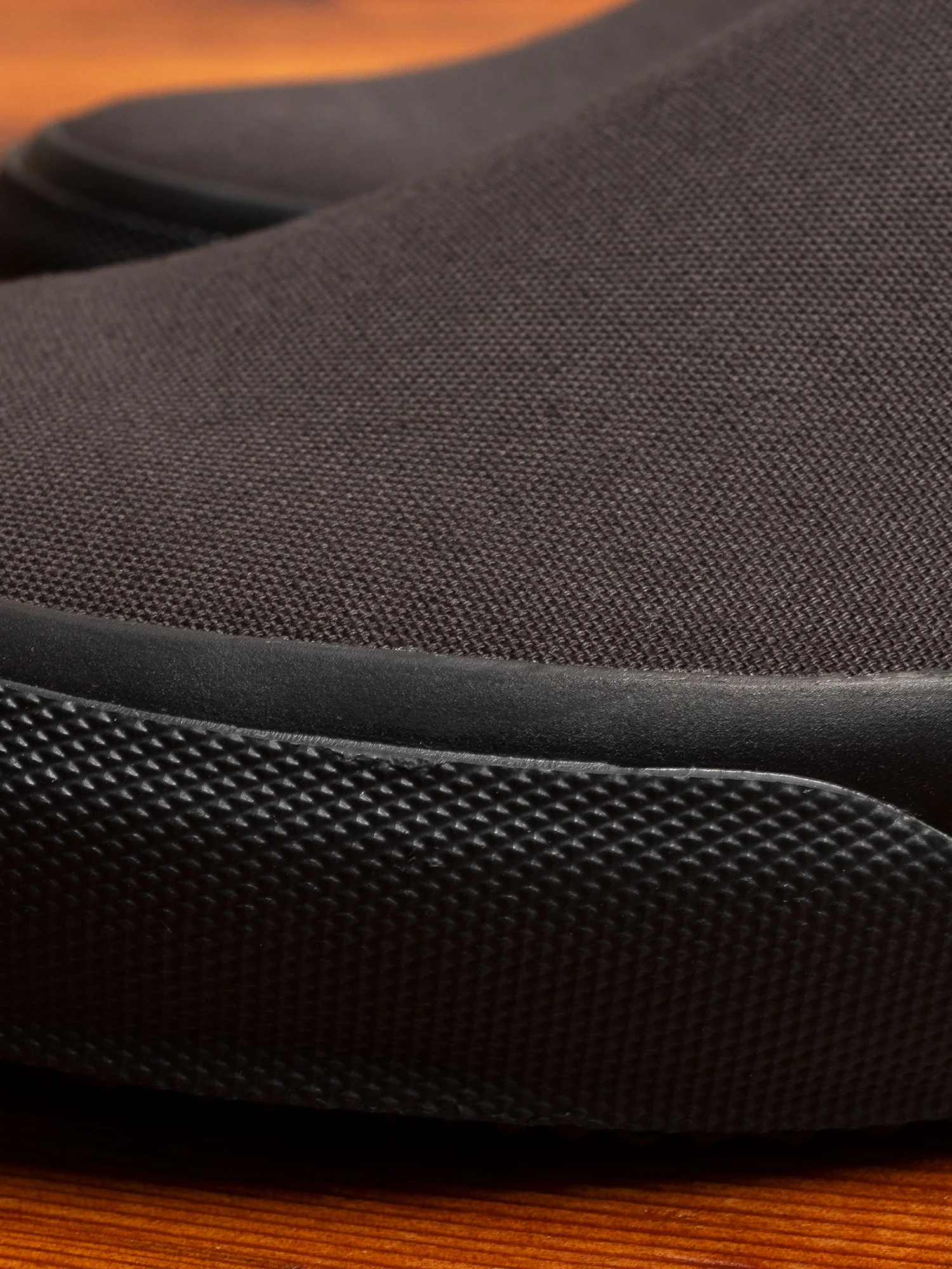 Sidegoa Slip-On Sneaker in Charcoal - Image 5