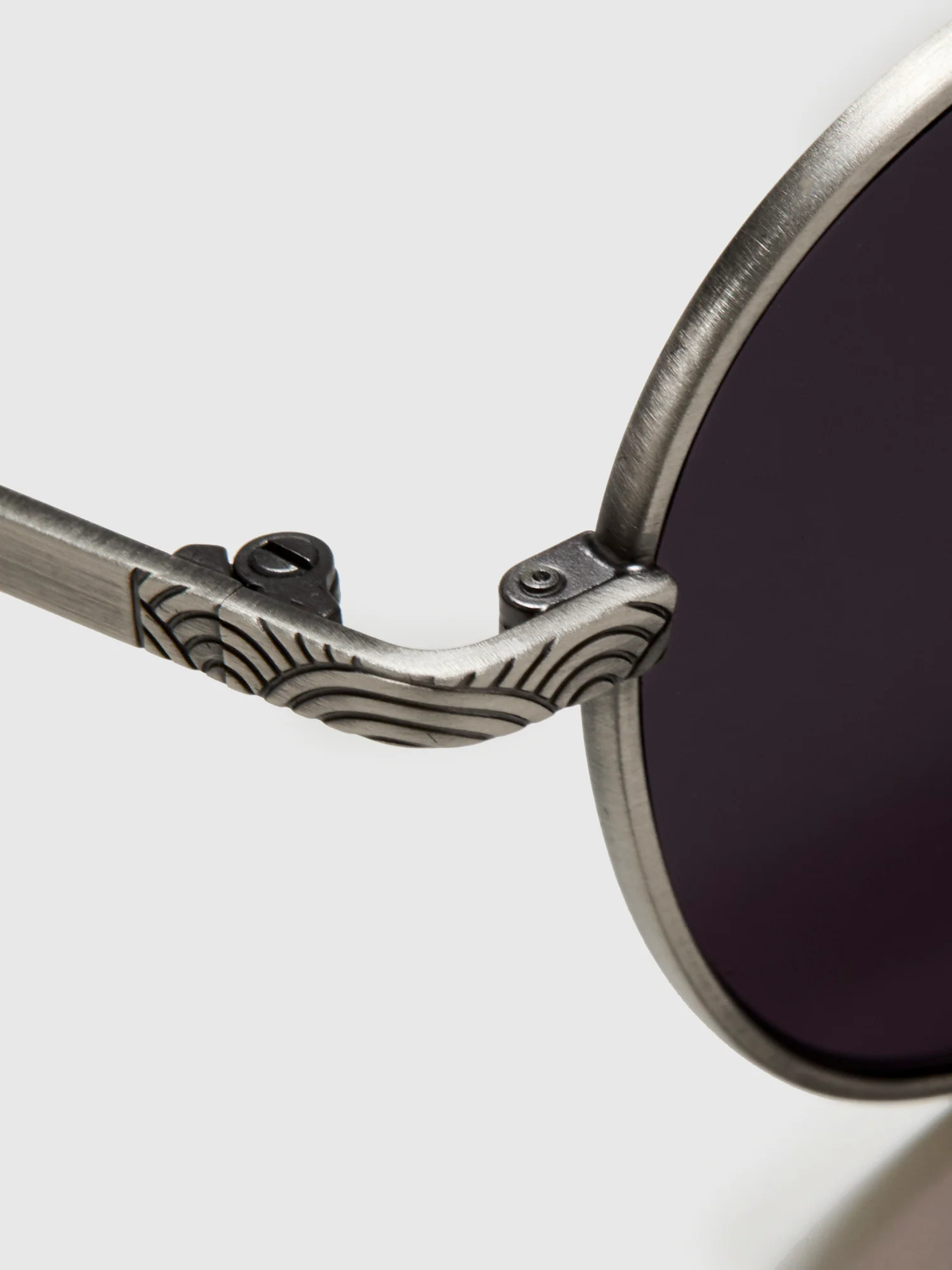 SP-04 "Steel Panto" Sunglasses in Silver/Grey - Image 4
