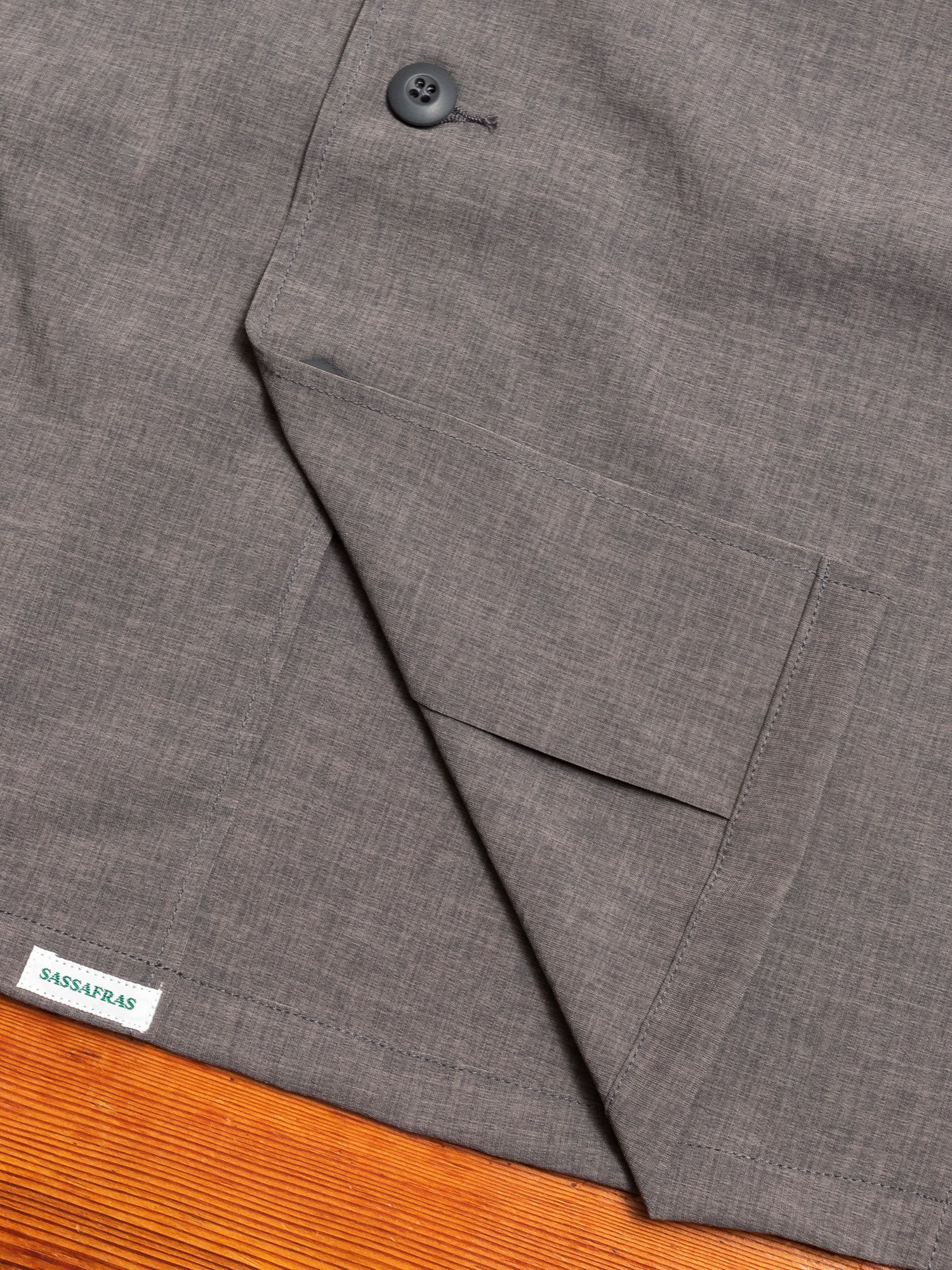 Stretch Gardener Half Shirt in Charcoal - Image 7