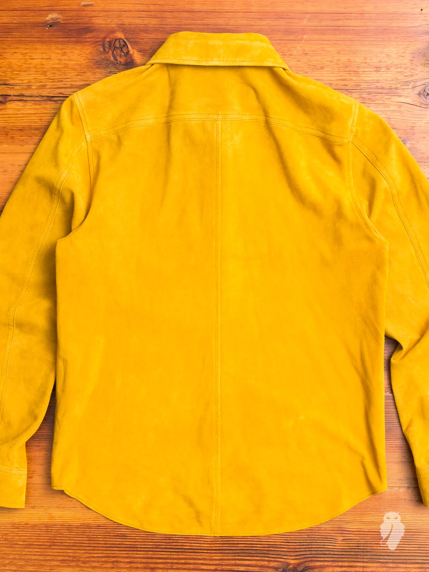 Suede Zip Shirt in Lion - Image 10