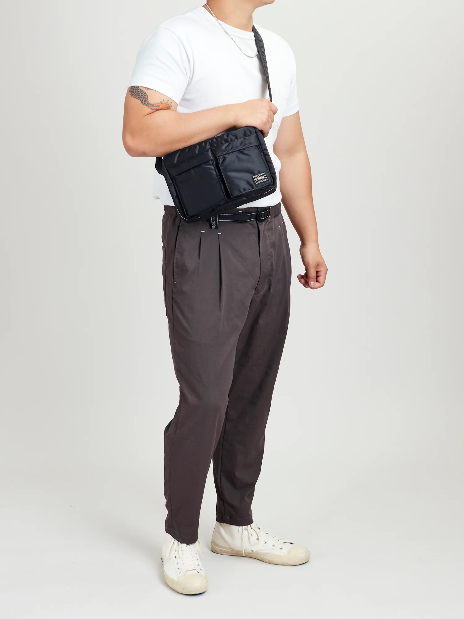 "Tanker" Shoulder Bag (S) in Black - Image 10