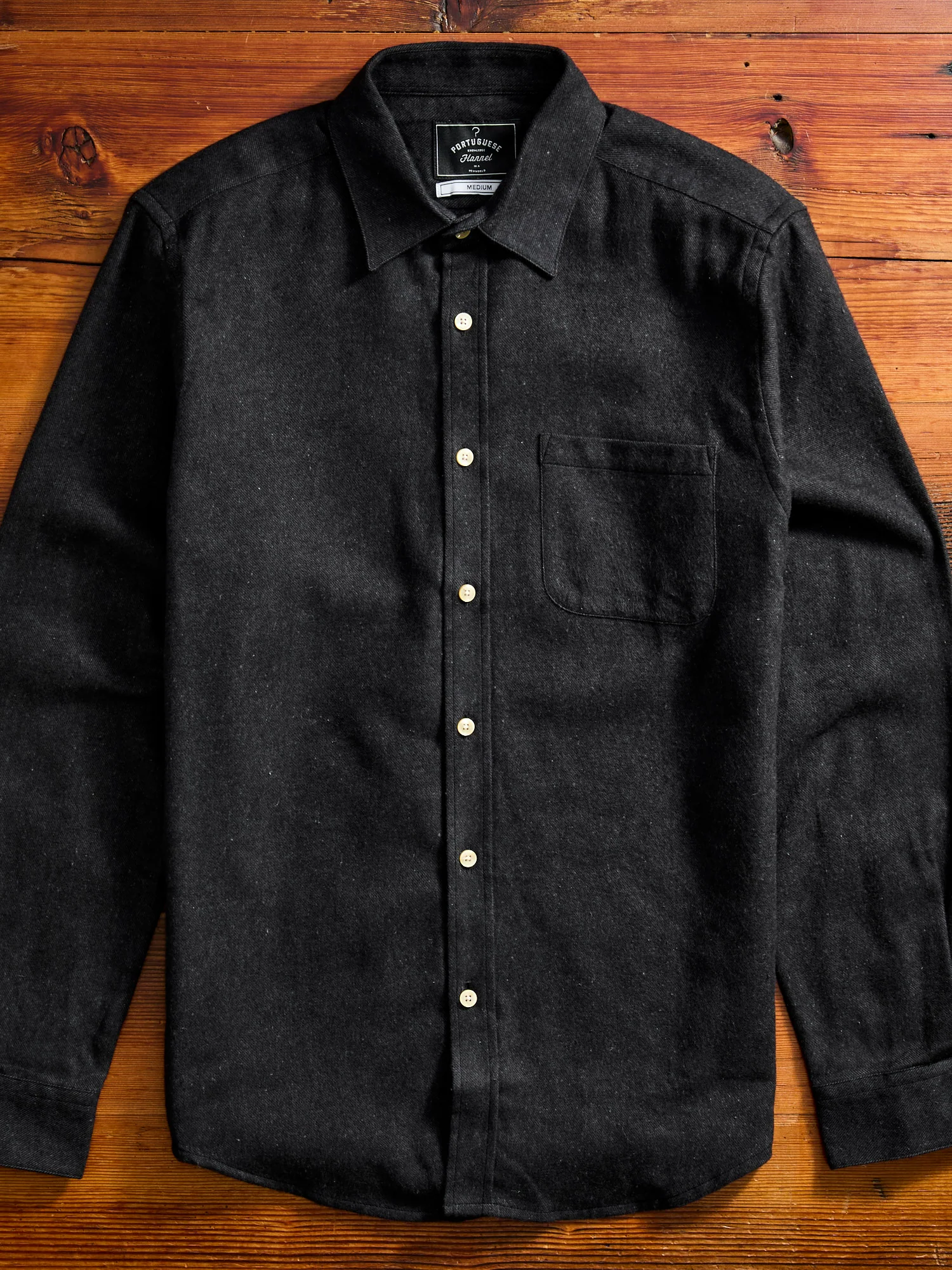 Teca Button-Up Shirt in Grey