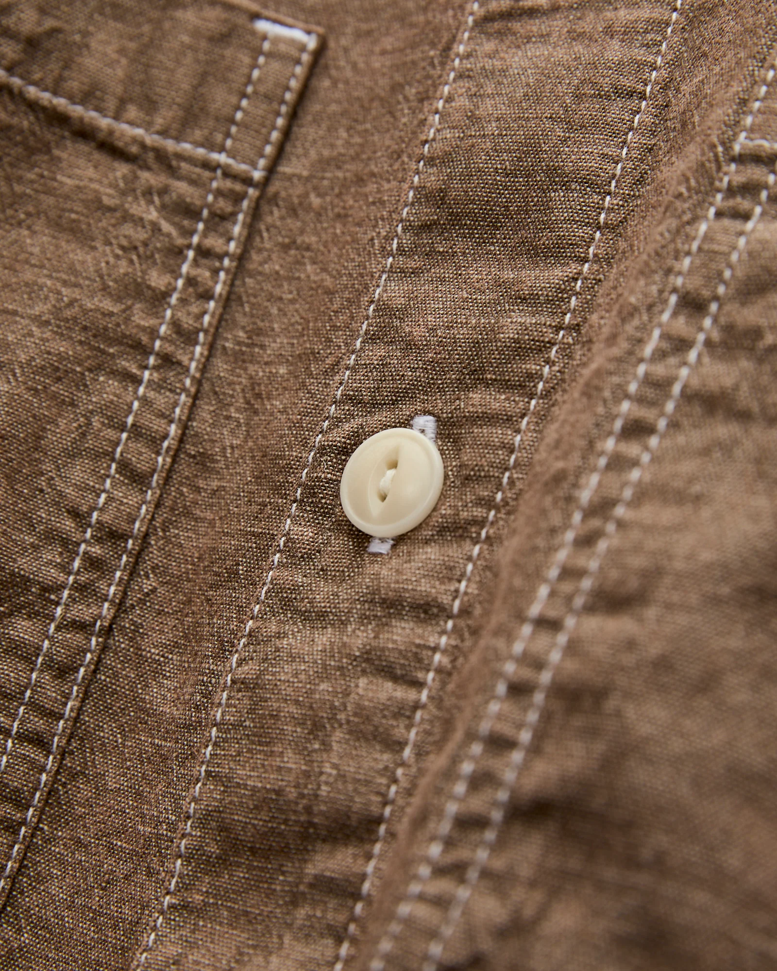 Utility Shirt in Brown Chambray - Image 4