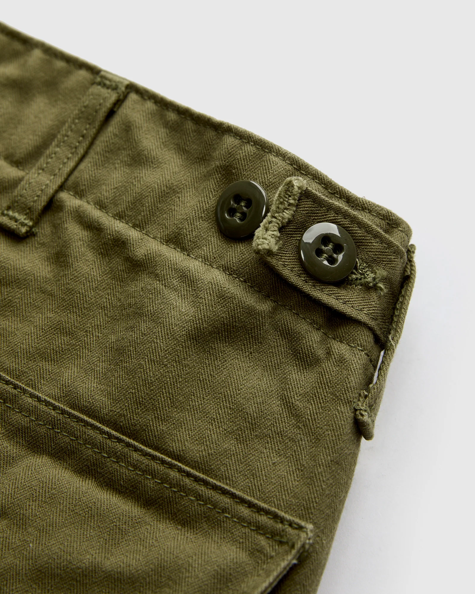 Herringbone Vintage Fit Fatigue Pants in Army - Image 4