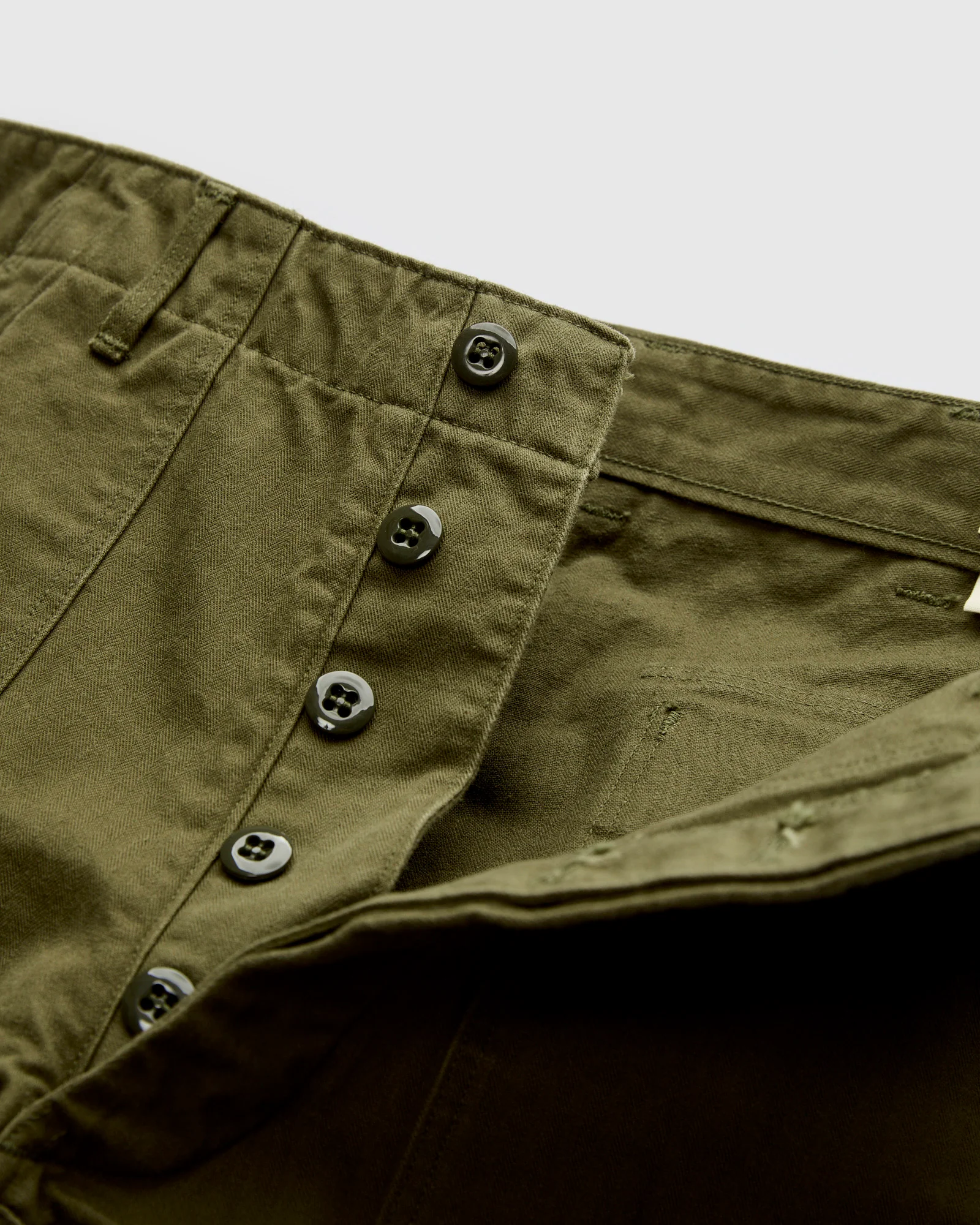 Herringbone Vintage Fit Fatigue Pants in Army - Image 7