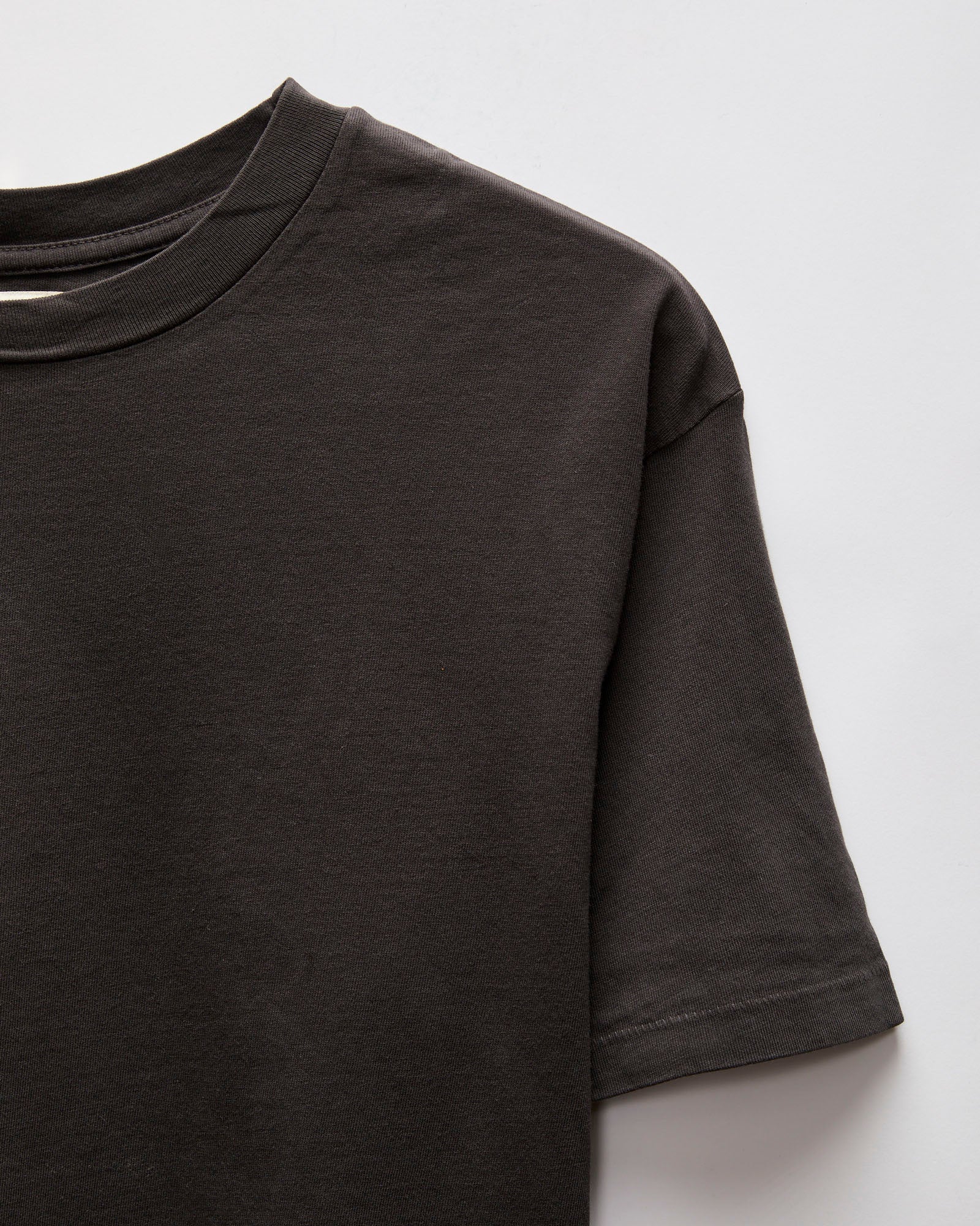 Vintage T-Shirt in Black - Image 5