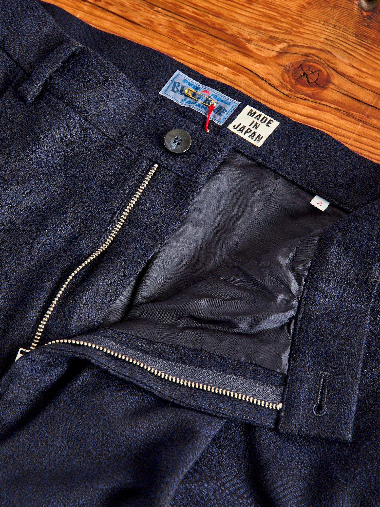 Wind Flow Jacquard Tucked Trousers in Dark Navy - Image 8